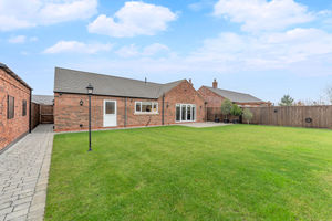 Photo 21- click for photo gallery